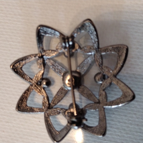 LC silver and rhinestone brooch. - Picture 2 of 4